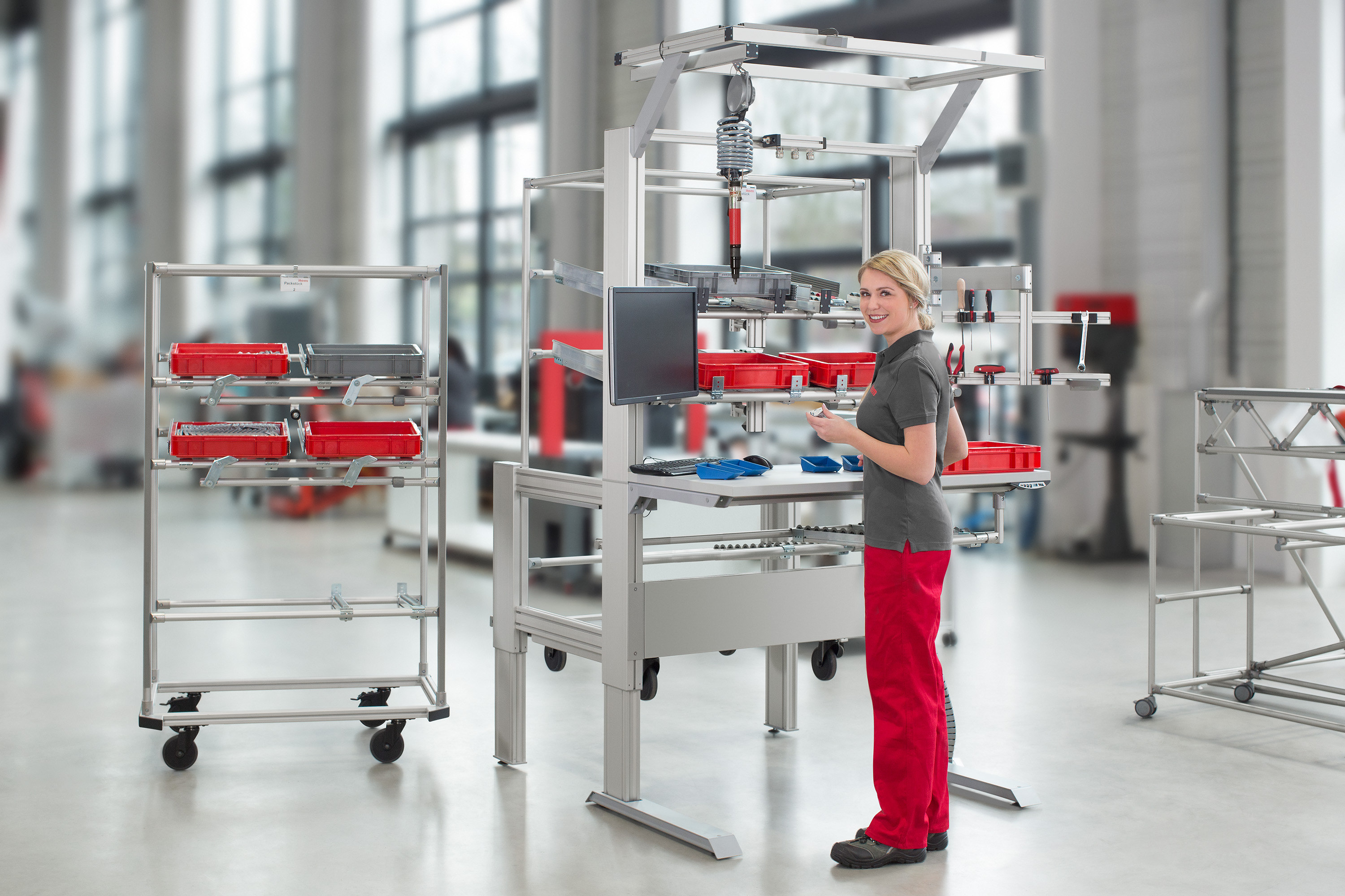 How ergonomics boosts the efficiency of industrial work benches