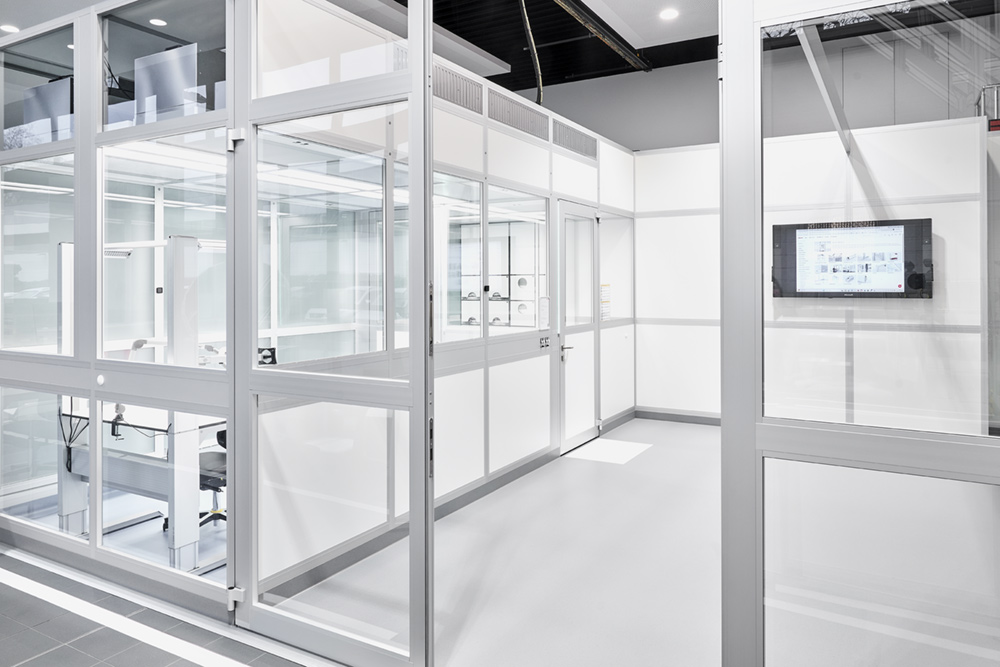 item cleanroom center – item Building Kit System options for clean production in one place