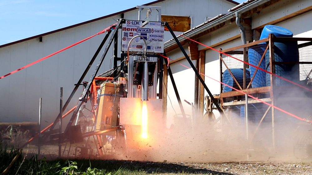 Prüfstand für Tests des Hybridantriebs der Höhenforschungsrakete